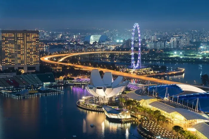 Framed Print : Singapore business district skyline in night at Marina Bay, Singapore Framed Print : Singapore business district skyline in night at Marina Bay, Singapore