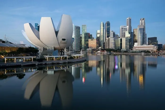Framed Print : Singapore business district skyline before sunrise at Marina Bay, Singapore Framed Print : Singapore business district skyline before sunrise at Marina Bay, Singapore