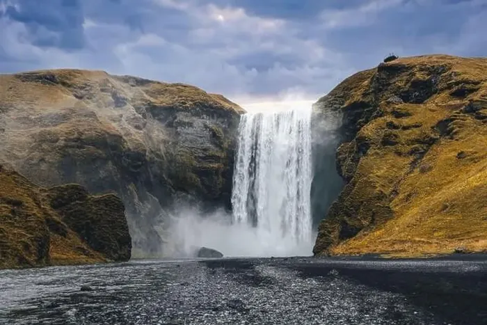 Framed Print : Skógafoss Waterfall in Iceland Framed Print : Skógafoss Waterfall in Iceland