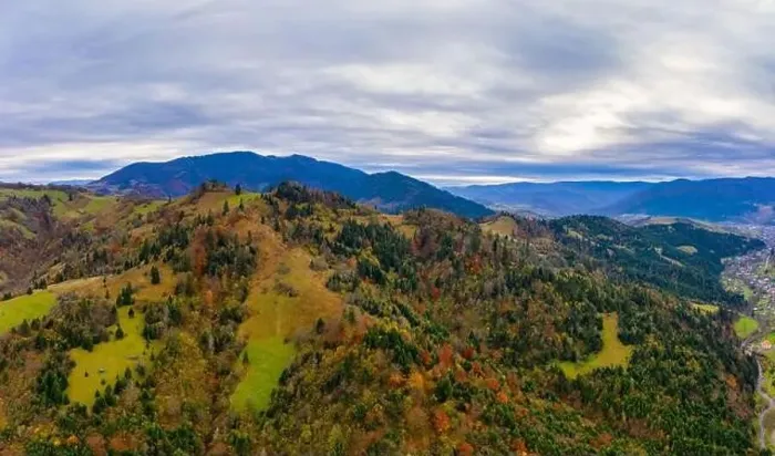 Framed Print : Small village in a mountain valley of the Carpathian Mountains on an autumn day in Ukraine in the village of Dzembronya Framed Print : Small village in a mountain valley of the Carpathian Mountains on an autumn day in Ukraine in the village of Dzembronya
