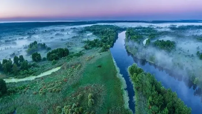 Framed Print : Smoky morning mist over the river Framed Print : Smoky morning mist over the river
