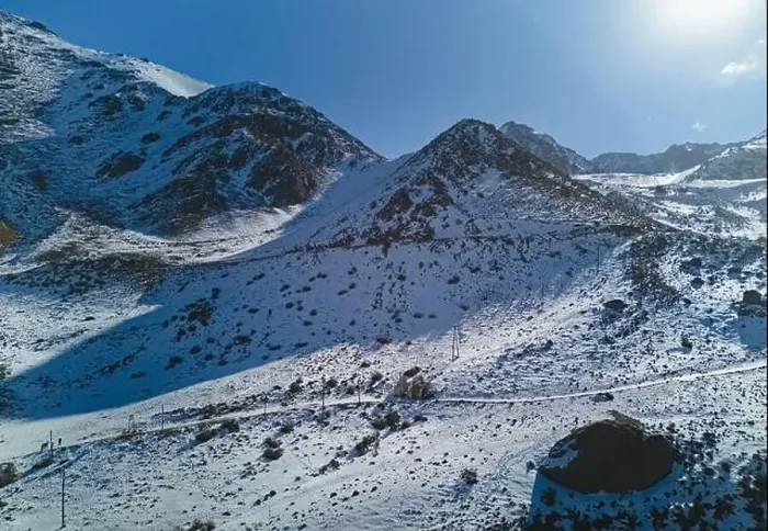 Framed Print : Snow covered Andes mountains near Vallecitos, in Mendoza, Argentina, on a clear sunny day