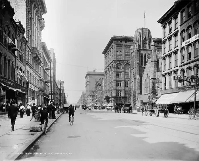 Framed Print : South Salina Street, Syracuse, N.Y. by Detroit Publishing Co. publisher. 1900-1906. Very much digitally improved Framed Print : South Salina Street, Syracuse, N.Y. by Detroit Publishing Co. publisher. 1900-1906. Very much digitally improved