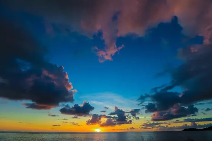 Framed Print : Spectacular Sunset with the Golden Sunlight and Cloudy Sky on the Guadeloupe, Caribbean islands Framed Print : Spectacular Sunset with the Golden Sunlight and Cloudy Sky on the Guadeloupe, Caribbean islands