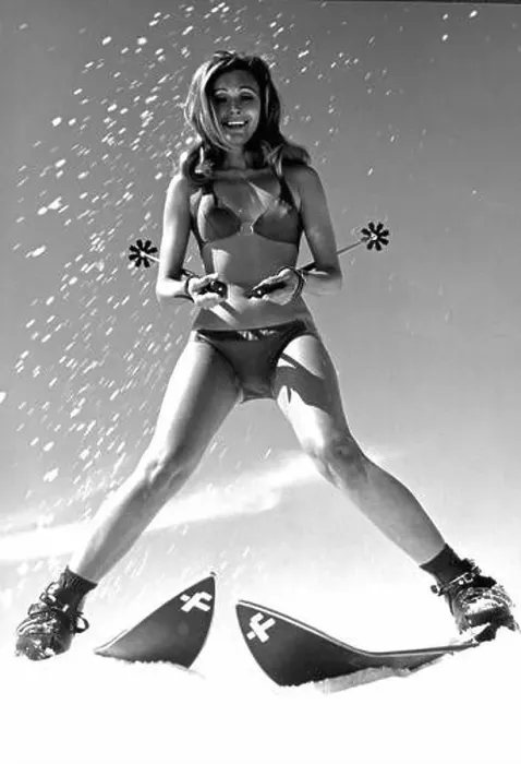 Framed Print : sports, winter sports, skiing, young woman in bikini, 1960s, ADDITIONAL-RIGHTS-CLEARANCE-INFO-NOT-AVAILABLE Framed Print : sports, winter sports, skiing, young woman in bikini, 1960s, ADDITIONAL-RIGHTS-CLEARANCE-INFO-NOT-AVAILABLE