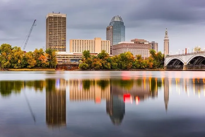 Framed Print : Springfield, Massachussetts, USA downtown skyline on the river at dusk Framed Print : Springfield, Massachussetts, USA downtown skyline on the river at dusk