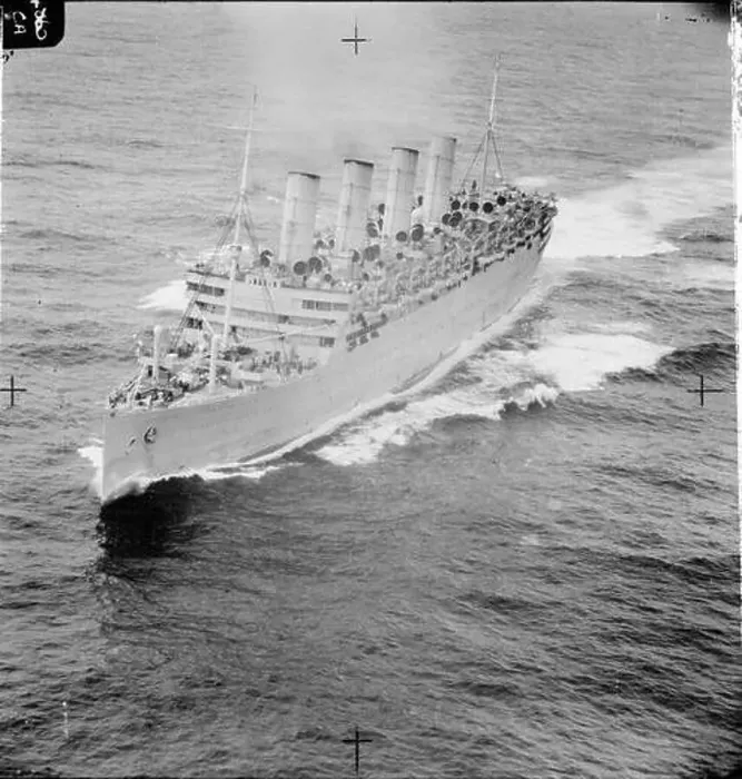 Framed Print : Ss Aquitania Underway Framed Print : Ss Aquitania Underway