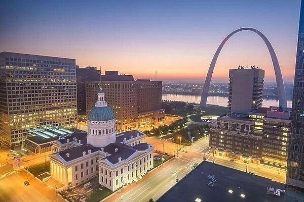 St. Louis, Missouri, USA cityscape view in the morning