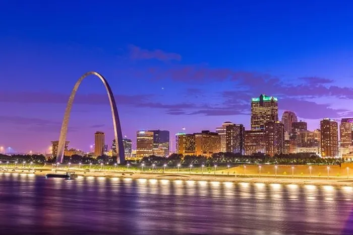 Framed Print : St. Louis, Missouri, USA downtown cityscape on the Mississippi River at twilight Framed Print : St. Louis, Missouri, USA downtown cityscape on the Mississippi River at twilight