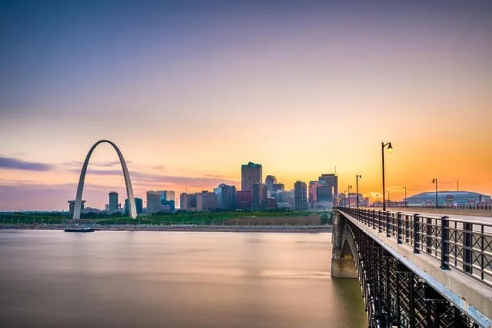 Framed Print : St. Louis, Missouri, USA downtown cityscape on the Mississippi River at twilight Framed Print : St. Louis, Missouri, USA downtown cityscape on the Mississippi River at twilight