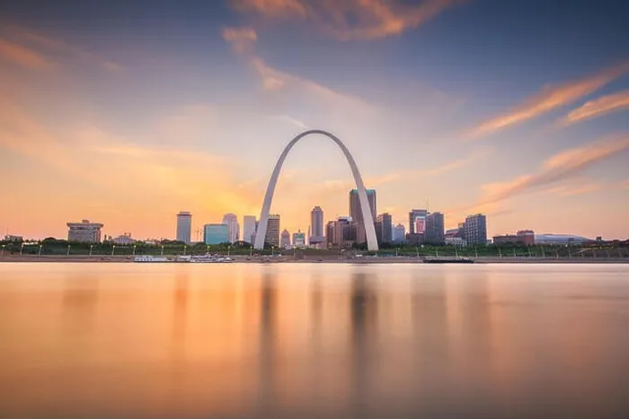 Framed Print : St. Louis, Missouri, USA downtown cityscape on the Mississippi River at twilight Framed Print : St. Louis, Missouri, USA downtown cityscape on the Mississippi River at twilight