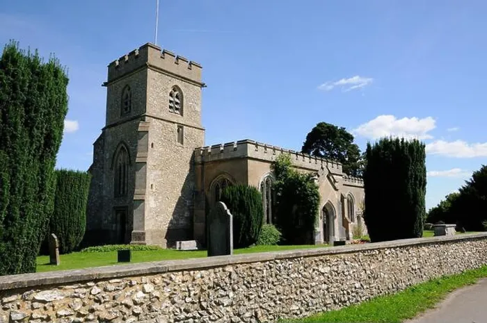 Framed Print : St Peter & St Paul Church, Little Gaddesden Framed Print : St Peter & St Paul Church, Little Gaddesden