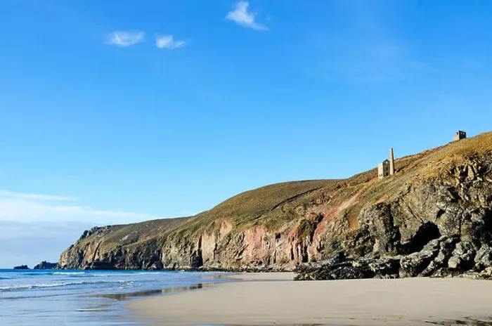 Framed Print : st.agnes head and chapel porth beach, cornwall, england