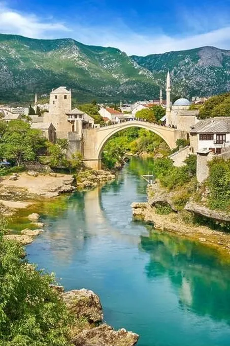 Framed Print : Stari Most or Old Bridge, Neretva River, Mostar, Bosnia and Herzegovina Framed Print : Stari Most or Old Bridge, Neretva River, Mostar, Bosnia and Herzegovina