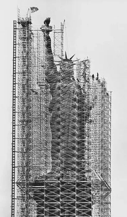 Framed Print : Statue of Liberty Being Renovated, 1984 Framed Print : Statue of Liberty Being Renovated, 1984