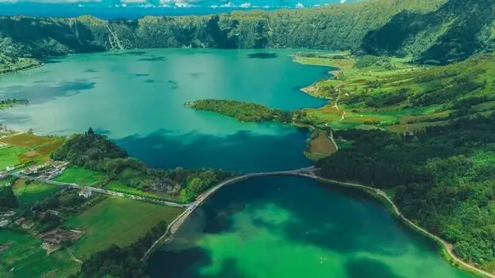 Framed Print : A stunning aerial photograph capturing the iconic dual lakes of Sete Cidades