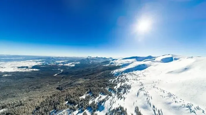 Framed Print : Stunning aerial view of the mountain ranges on a winter sunny frosty day Framed Print : Stunning aerial view of the mountain ranges on a winter sunny frosty day