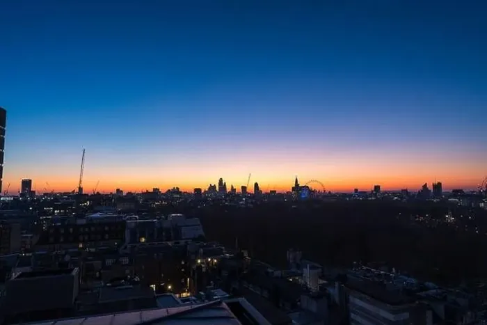 Framed Print : Stunning London city sunrise aerial view Framed Print : Stunning London city sunrise aerial view