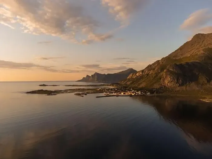 Framed Print : Stunning summer sunset view of Lofoten Framed Print : Stunning summer sunset view of Lofoten