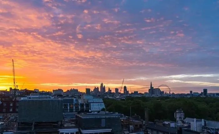 Framed Print : Stunning Sunrise over the city of London Framed Print : Stunning Sunrise over the city of London