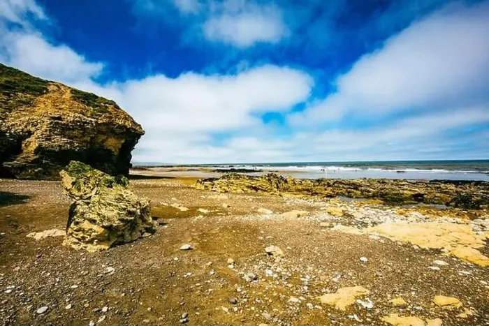 Framed Print : Sunny Cliffs and beach at Blackhall Rocks and Cromdon Dene Beach Framed Print : Sunny Cliffs and beach at Blackhall Rocks and Cromdon Dene Beach