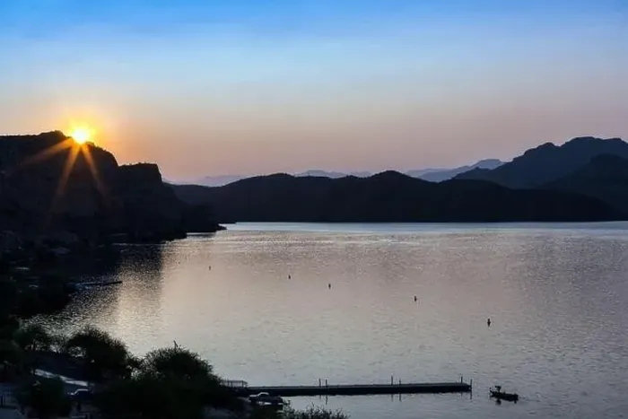 Framed Print : Sunrise at Saguaro Lake near Phoenix, Arizona Framed Print : Sunrise at Saguaro Lake near Phoenix, Arizona