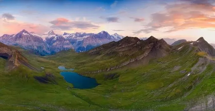 Framed Print : Sunrise on Wetterhorn, Schreckhorn, Finsteraarhorn and Eiger mount from Bachalpsee lake, Bernese Oberland, Switzerland Framed Print : Sunrise on Wetterhorn, Schreckhorn, Finsteraarhorn and Eiger mount from Bachalpsee lake, Bernese Oberland, Switzerland