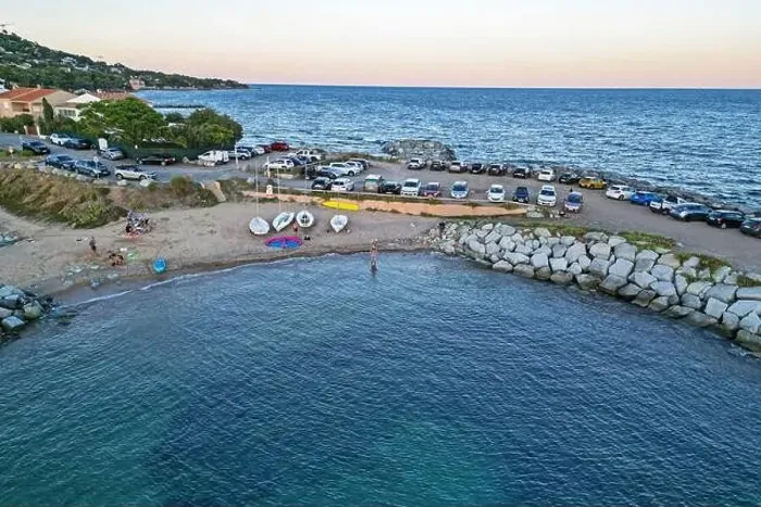 Framed Print : Sunset Drone Photo of Plage de l'Arpillon in Les Issambres, Var, Provence-Alpes-Côte d'Azur, France Framed Print : Sunset Drone Photo of Plage de l'Arpillon in Les Issambres, Var, Provence-Alpes-Côte d'Azur, France