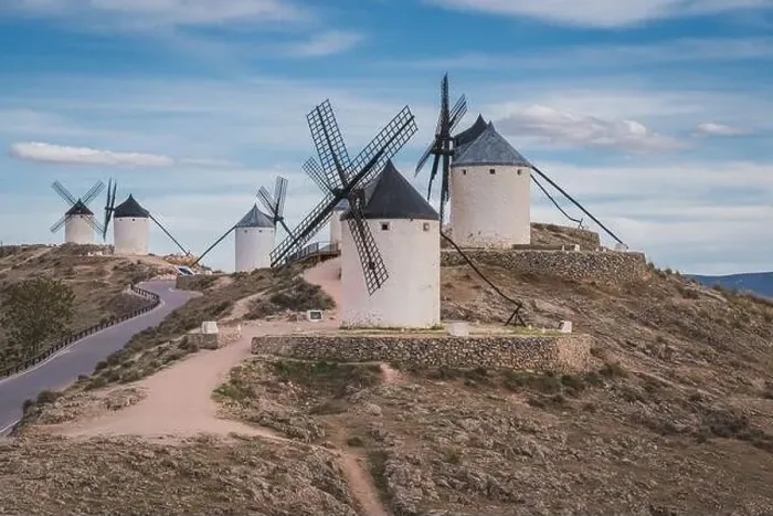 Framed Print : Sunset landscapes of Don Quixote windmills in Consuegra, Toledo, Spain Framed Print : Sunset landscapes of Don Quixote windmills in Consuegra, Toledo, Spain