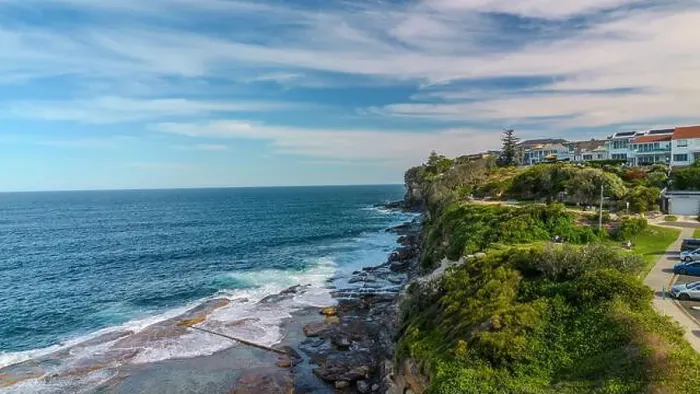 Framed Print : Sydney suburbs with scenic ocean view, Dee Why, Northern beaches, NSW, Australia Framed Print : Sydney suburbs with scenic ocean view, Dee Why, Northern beaches, NSW, Australia