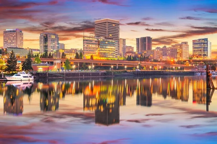 Framed Print : Tacoma, Washington, USA downtown skyline at dusk on Commencement Bay Framed Print : Tacoma, Washington, USA downtown skyline at dusk on Commencement Bay