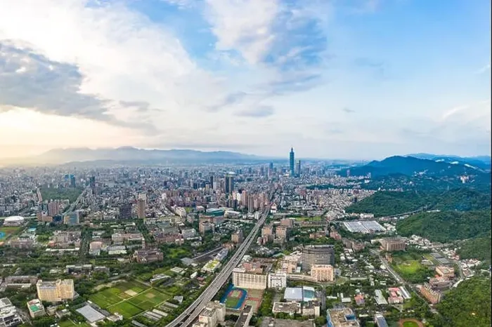 Framed Print : Taipei, Taiwan, 20 July 2019: Skyline of taipei city in downtown Taipei Framed Print : Taipei, Taiwan, 20 July 2019: Skyline of taipei city in downtown Taipei