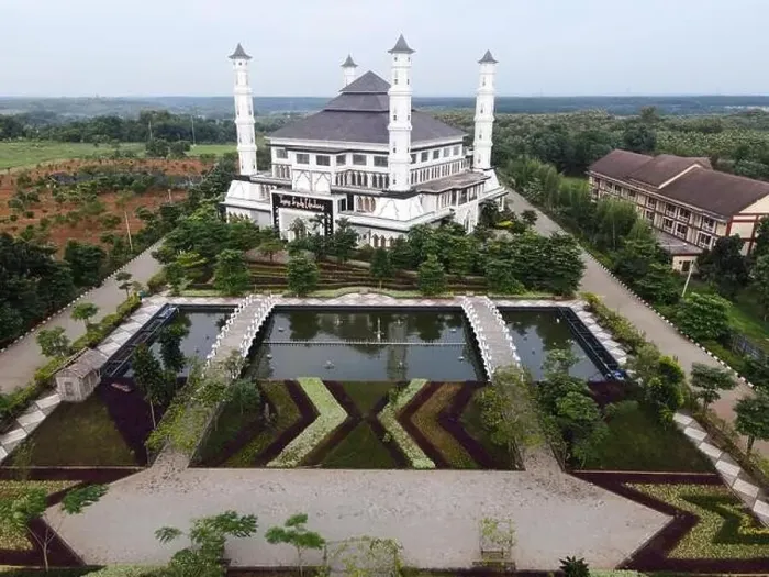 Framed Print : Tajug Gede Cilodong Mosque panorama view Largest Mosque in Purwakarta Framed Print : Tajug Gede Cilodong Mosque panorama view Largest Mosque in Purwakarta