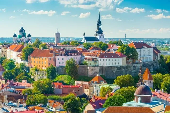 Framed Print : Tallinn, Estonia Historic Skyline of Toompea Hill Framed Print : Tallinn, Estonia Historic Skyline of Toompea Hill