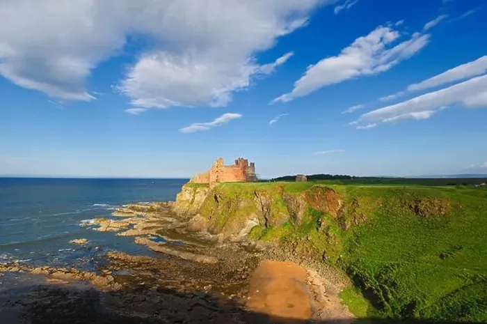 Framed Print : Tantallon Castle, East Lothian, North Berwick, Scotland, United Kingdom, Europe Framed Print : Tantallon Castle, East Lothian, North Berwick, Scotland, United Kingdom, Europe