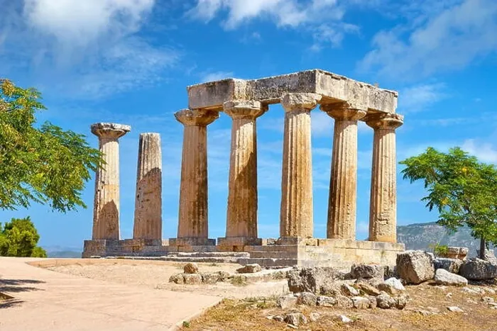 Framed Print : The Temple of Apollo, ancient Corinth, Greece Framed Print : The Temple of Apollo, ancient Corinth, Greece