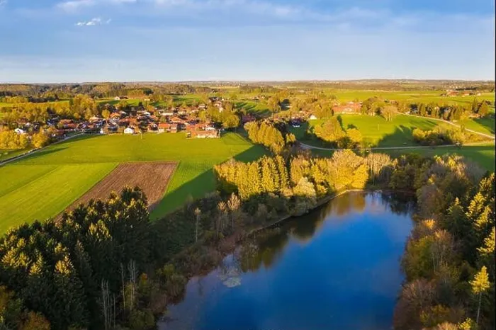 Framed Print : Thanninger Weiher, Thanning, at Egling, Tölzer Land, drone recording, Upper Bavaria, Bavaria, Germany Framed Print : Thanninger Weiher, Thanning, at Egling, Tölzer Land, drone recording, Upper Bavaria, Bavaria, Germany