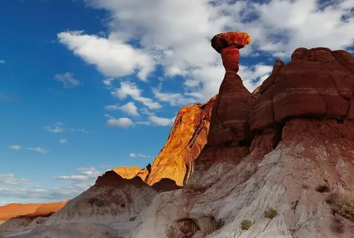 Framed Print : Toadstool Hoodoo amazing mushroom shaped rock in Utah desert, USA Framed Print : Toadstool Hoodoo amazing mushroom shaped rock in Utah desert, USA