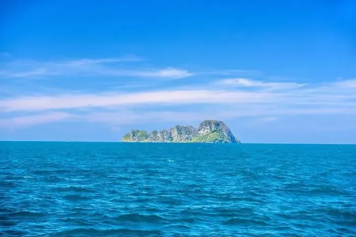 Framed Print : Topical islands in open sea on a sunny day, Ao Nang, Mueang Krabi District, Krabi, Andaman Sea, Thailand Framed Print : Topical islands in open sea on a sunny day, Ao Nang, Mueang Krabi District, Krabi, Andaman Sea, Thailand