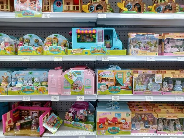 Framed Print : Toronto, On, Canada - November 27, 2024: View the shelves with the toys in the Toys R Us store Framed Print : Toronto, On, Canada - November 27, 2024: View the shelves with the toys in the Toys R Us store