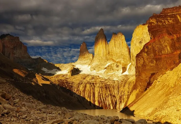 Framed Print : Towers at sunrise, Torres del Paine National Park, Patagonia, Chile Framed Print : Towers at sunrise, Torres del Paine National Park, Patagonia, Chile