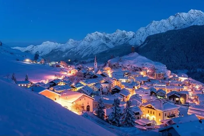 Framed Print : Traditional alpine village of Ardez covered with snow at dusk, canton of Graubunden, Engadine, Switzerland Framed Print : Traditional alpine village of Ardez covered with snow at dusk, canton of Graubunden, Engadine, Switzerland