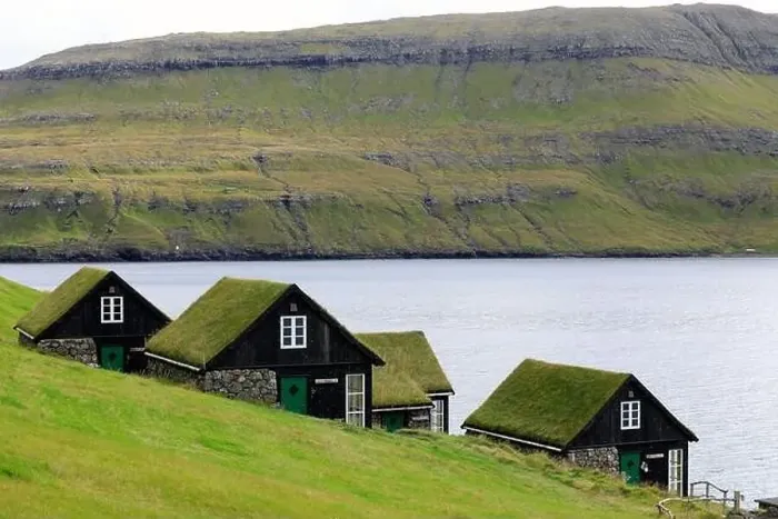 Framed Print : Traditional houses in a scenic landscape, Faroe islands Framed Print : Traditional houses in a scenic landscape, Faroe islands