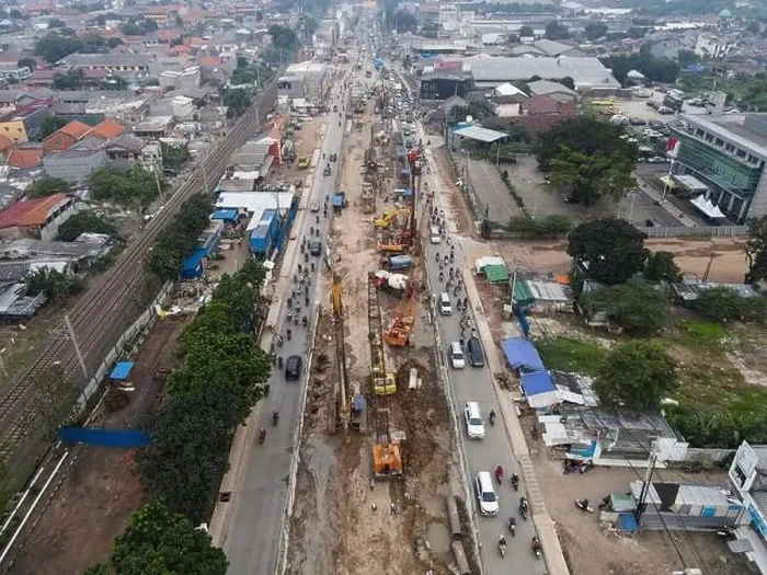 Framed Print : Traffic jam on the polluted streets of Bekasi Framed Print : Traffic jam on the polluted streets of Bekasi