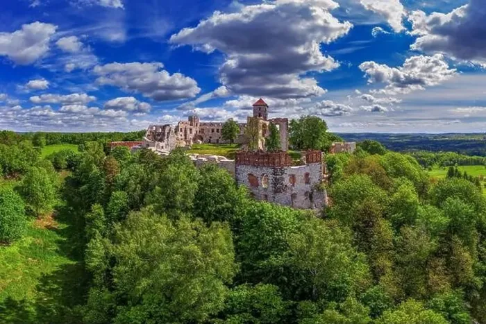 Framed Print : Trail of the Eagles Nests - Tenczyn Castle in Rudno Framed Print : Trail of the Eagles Nests - Tenczyn Castle in Rudno