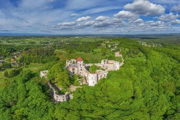 Framed Print : Trail of the Eagles Nests - Tenczyn Castle in Rudno Framed Print : Trail of the Eagles Nests - Tenczyn Castle in Rudno