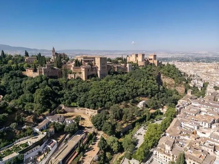 Framed Print : travelling around the alhambra city of Granada, Spain Framed Print : travelling around the alhambra city of Granada, Spain