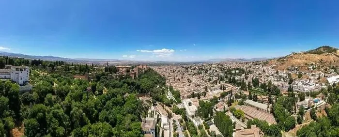 Framed Print : travelling around the alhambra city of Granada, Spain Framed Print : travelling around the alhambra city of Granada, Spain