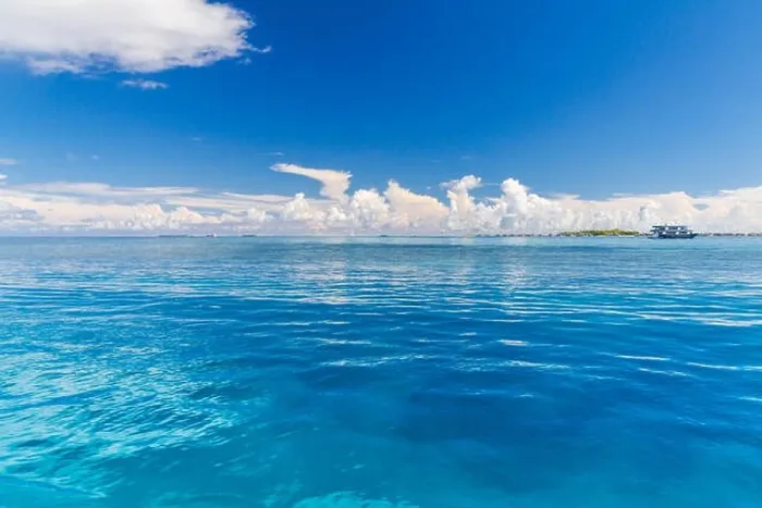 Framed Print : Tropical sea view, endless sea view and blue sky in Maldives island Framed Print : Tropical sea view, endless sea view and blue sky in Maldives island