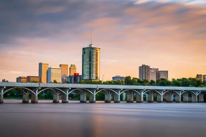 Framed Print : Tulsa, Oklahoma, USA downtown skyline on the Arkansas River at dusk Framed Print : Tulsa, Oklahoma, USA downtown skyline on the Arkansas River at dusk
